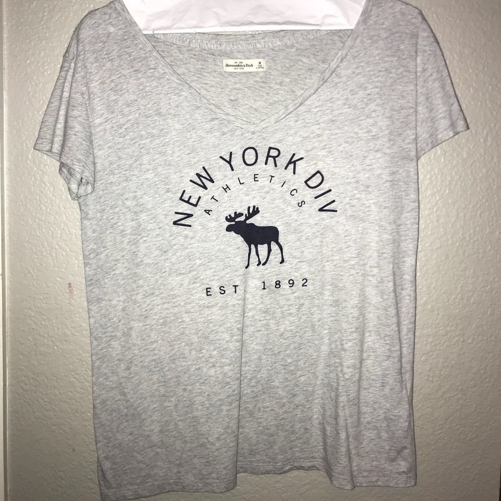 Abercrombie t-shirt